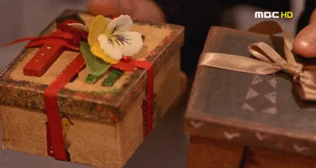 二选一的礼物.png